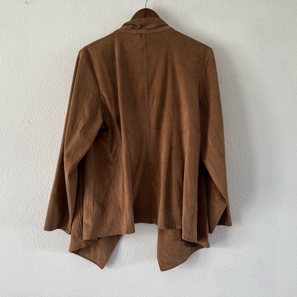 Brown Faux Suede Women's Jacket Boho JM Collection Size 1X Effortless Chic - Picture 8 of 9